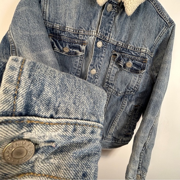 GAP Blue Denim Jacket with Cream Sherpa Collar XL Youth 12-13 - Picture 3 of 11